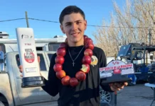 Felipe Debasa escribe su historia en la Vuelta de la Manzana y le dedicó la victoria a su abuelo Miguel Felipe Debasa escribe su historia en la Vuelta de la Manzana y le dedicó la victoria a su abuelo Miguel