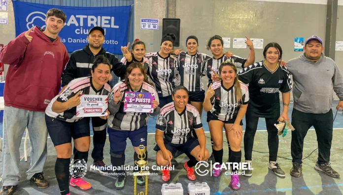846450666_3642209329268795_3185965826980726454_n Futbol Femenino-Nuevo Cuyo campeón del Torneo Relámpago de Fútbol Femenino en Catriel