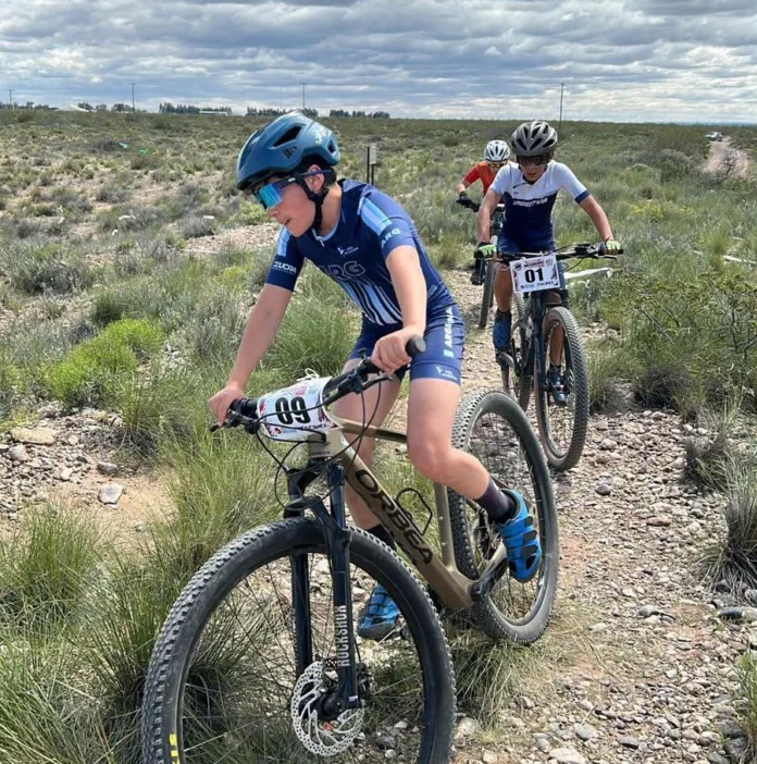 Los NinoBikers se destacaron en el inicio del Campeonato Neuquino de XCO
